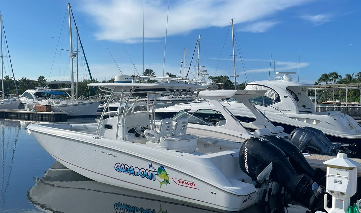 1 - Fishing charter cayman boston whaler 32